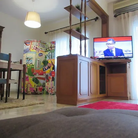 Lazaristes Area Apartment *