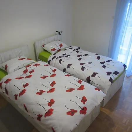 Lazaristes Area Apartment